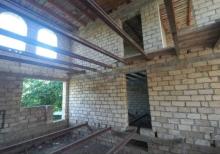 Həyət evi satılır