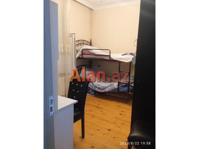 Sumqayitda 3 otaq her seraitli ev satilir