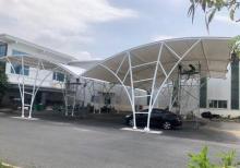 Avtomobil üçün kölgəlik