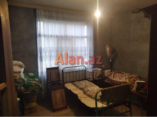 Şəkidə ev satılır