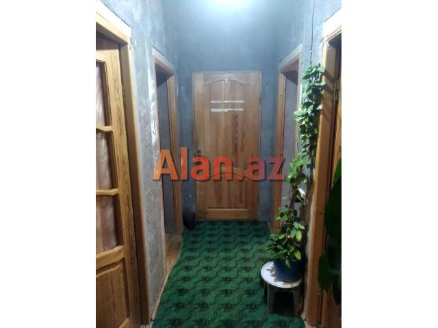 Şəkidə ev satılır