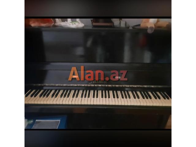 Qamma piano
