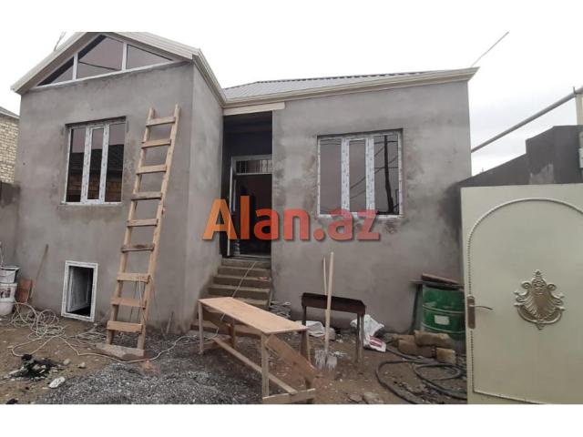 tecili 3 otaqli heyet evi satilir