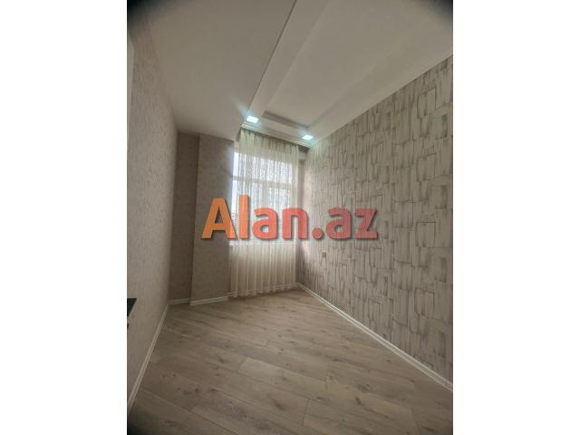 Xırdalanda,3otaqlı mənzil satılır