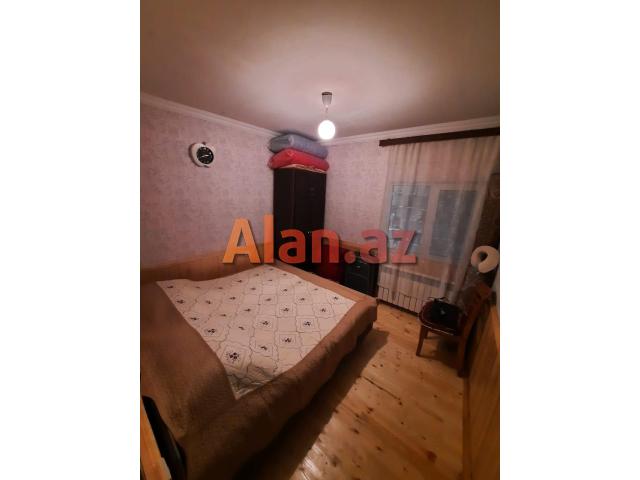 Bineqedi qesebesinde 2 otaqli heyet evi satilir