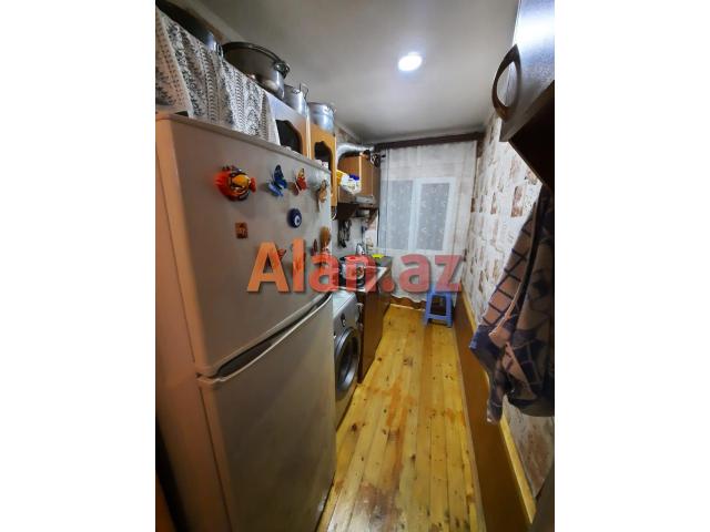 Bineqedi qesebesinde 2 otaqli heyet evi satilir