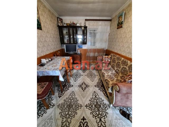 Bineqedi qesebesinde 2 otaqli heyet evi satilir