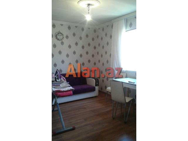 Bineqedi qesebesinde 2 otaqli heyet evi satilir