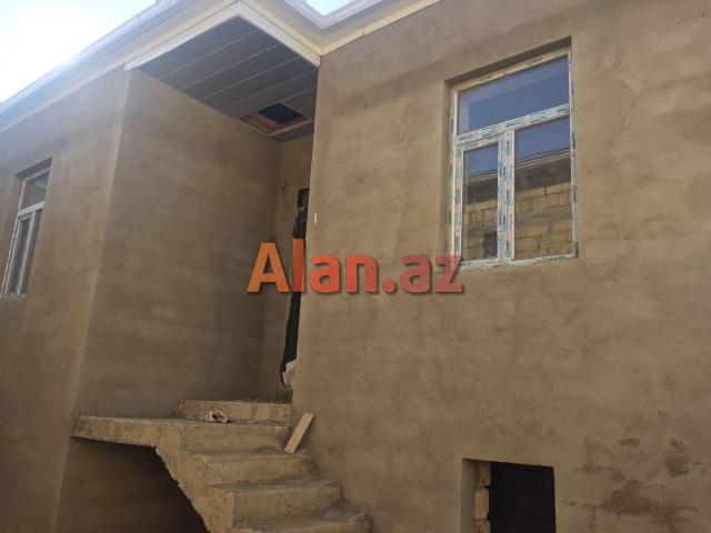 tecili kreditle 3 otaqli heyet evi