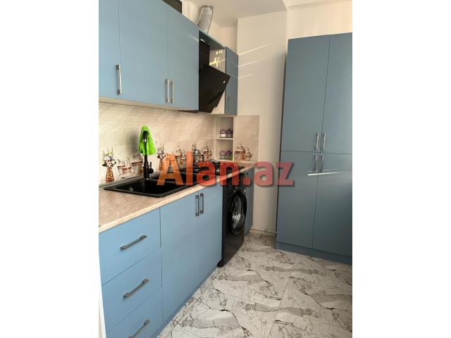 Bakı-Sumqayıt yolunun üzərində full təmirli 2otaqlı mənzil