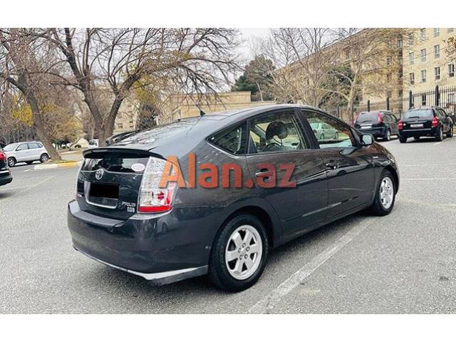 Maşın axtarıram qalmaq və yaxud qalmamaq şərti ilə