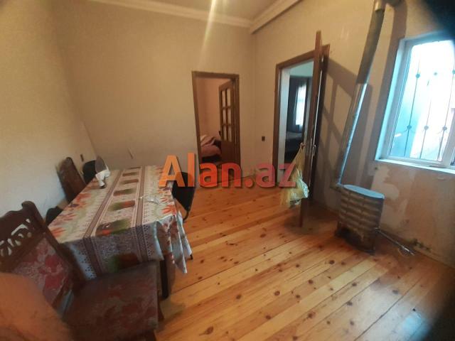 Xırdalan seh. Kirayə 3 otaq eşyalı heyet ev