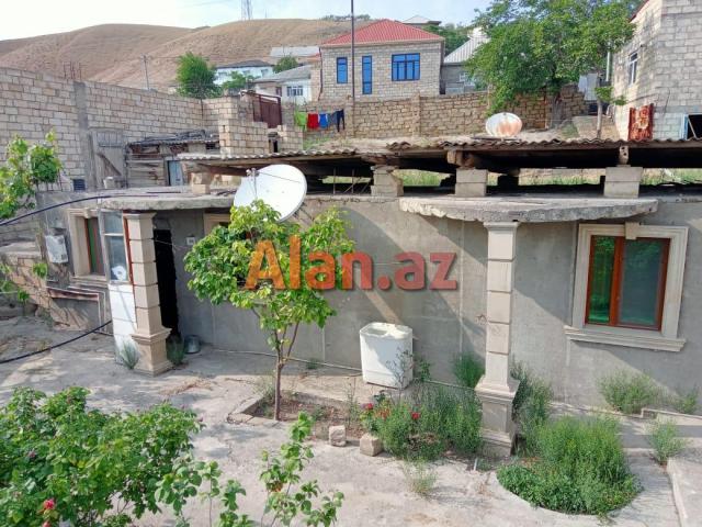 Siyəzəndə ev satıram