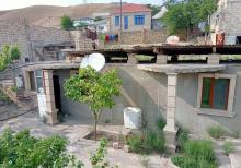 Siyəzəndə ev satıram