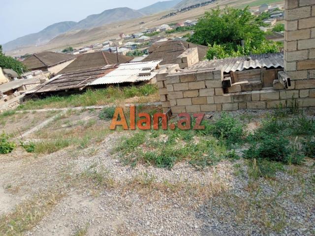 Siyəzəndə ev satıram