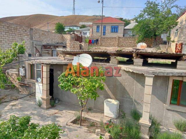 Siyəzəndə ev satıram