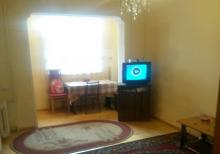 Köhnə Günəşlidə 2 otaqlı mənzil kirayə verilir