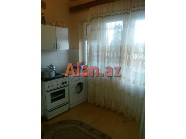 Köhnə Günəşlidə 2 otaqlı mənzil kirayə verilir