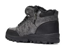 Kürklü kişi idman stilli batinkası