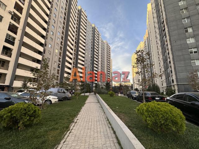 Xetai Park Yasayis Kompleksin de 2 otaga duzelme Menzil Esyalarla birge satilir.