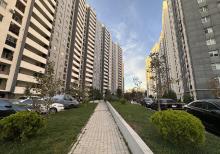Xetai Park Yasayis Kompleksin de 2 otaga duzelme Menzil Esyalarla birge satilir.