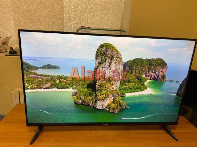 televizor  smart  full hd