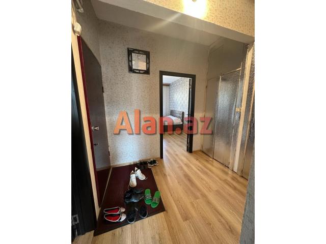 Ehmedli Metro yani 2 otaqli Menzil satilir.