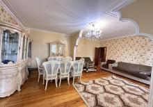 Kohne Gunesli qes. 5 otaqdan 4 otaga duzelme menzil Esyalarla birge satilir.