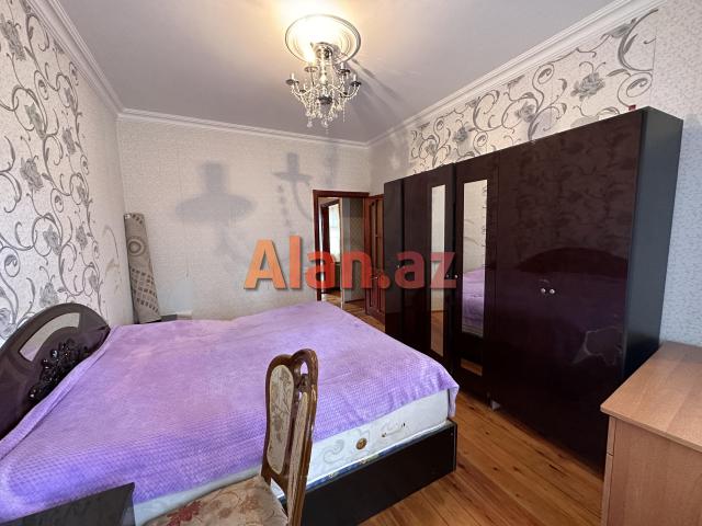 Kohne Gunesli qes. 5 otaqdan 4 otaga duzelme menzil Esyalarla birge satilir.