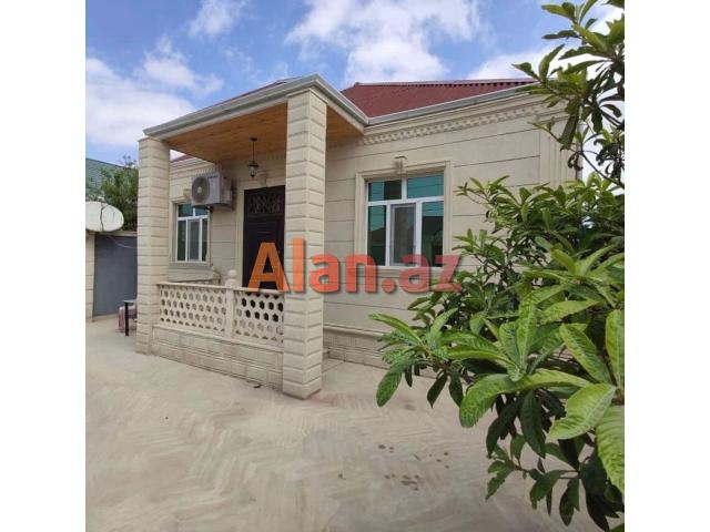 Novxanı bağıarında ev satılır