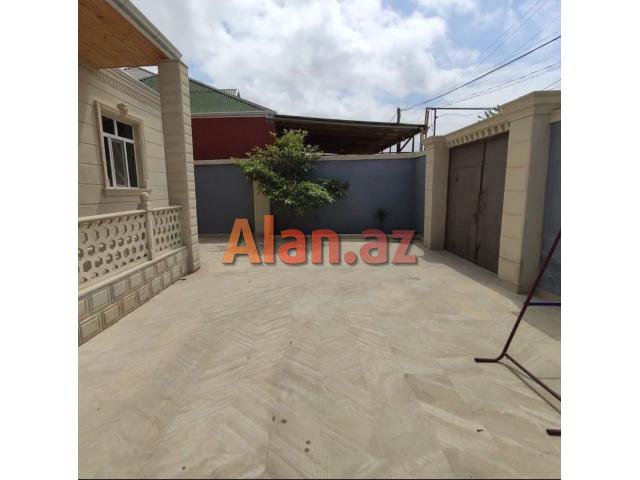 Novxanı bağıarında ev satılır