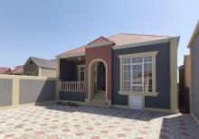 Abşeron r. Ceyranbatan qəs.də ev satılır