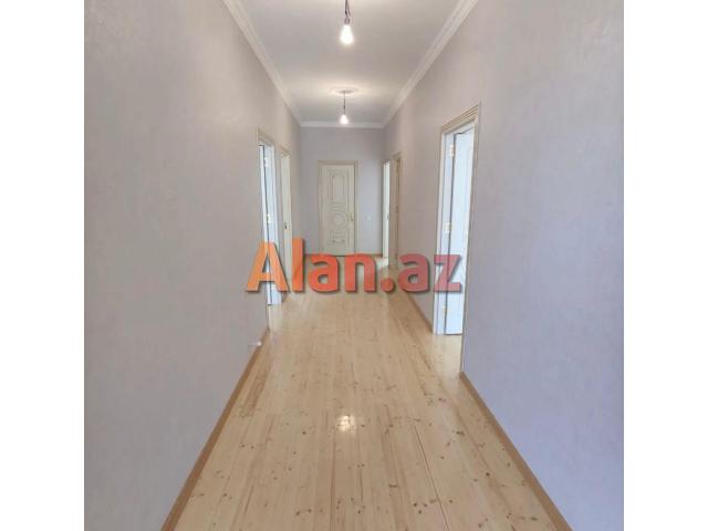 Abşeron r. Ceyranbatan qəs.də ev satılır