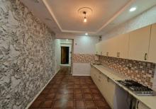 Abşeron Gənclər Şəhərciyində 2otaqlı mənzil satılır