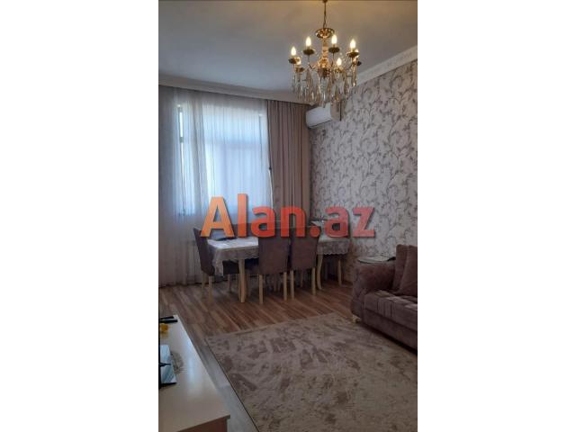 Xırdalan mərkəzdə 2otaqlı mənzil satılır