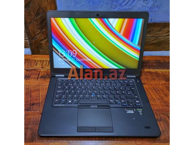 Biznes iş ücün noutbuklar