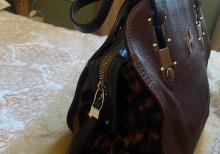 İtaliya istehsalı olan qadın çantası