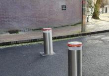 Yerden cixan slaqbaum (bollard sistem)