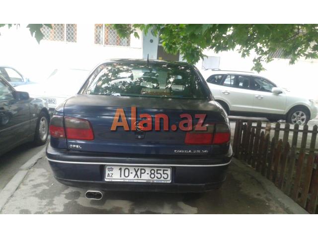 Opel omega