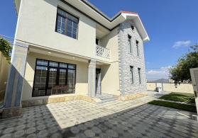 Qaracuxur qes. 6 otaq 2 Mertebeli Villa satılır.