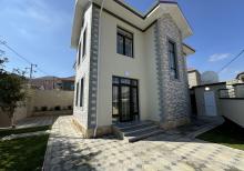 Qaracuxur qes. 6 otaq 2 Mertebeli Villa satılır.