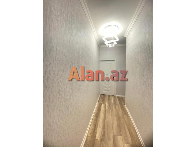 Qaraçuxur qəs. 81 Nomreli Avtobus axrın da 2 otaga duzelme Menzil satılır.