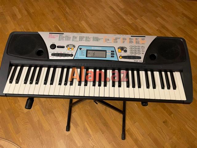 “YAMAHA PSR 170” sintezator.