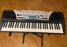 “YAMAHA PSR 170” sintezator.