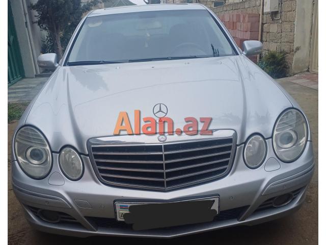 TƏCİLİ MERCEDES BENZ E 200(PANARAMA) SATILIR