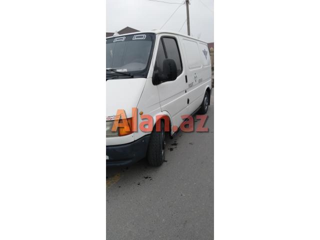 Ford transit icareye verilir