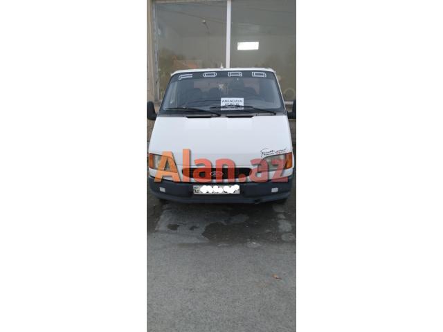 Ford transit icareye verilir