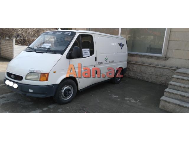 Ford transit icareye verilir