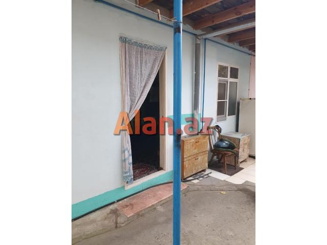 3 mkr bazarin yani memar ecemi metrosu