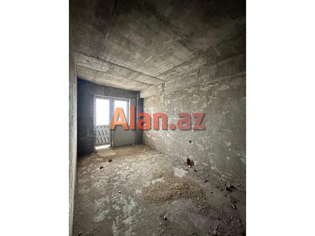 Neftcilər metrosu Elşən Süleymanov küçəsi